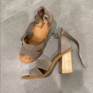 Elegant Taupe Suede Block Heel Sandals